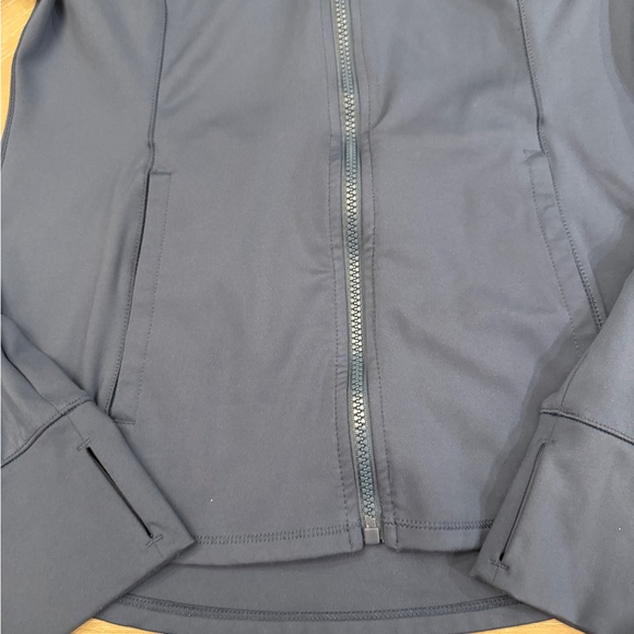 Women's Navy Blue Hooded Jacket with Thumbholes Fitted Silhouette  Athleisure - Picture 4 of 10